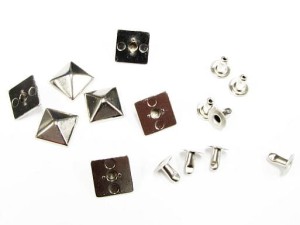 Pukle piramidki 12 mm nikiel odlewane