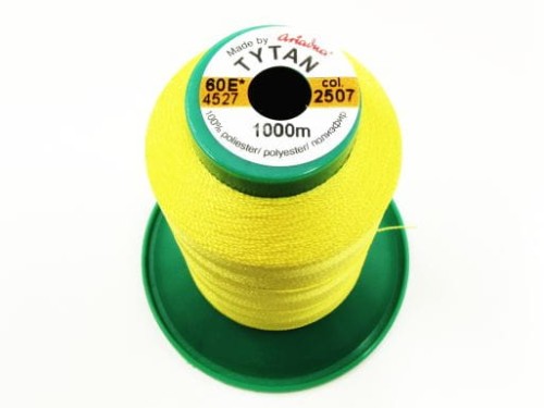 Nici poliestrowe Tytan "60" kol. 2507